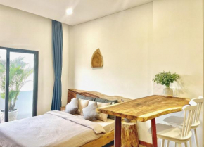 MIDMOST CASA